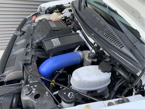 Used 2014 Chevrolet Express 4500 w/ Ambulance Package image 26