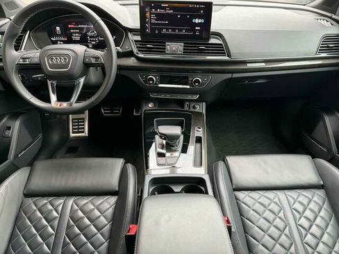 Used 2023 Audi SQ5 Premium Plus w/ Premium Plus Package AWD/4WD image 17
