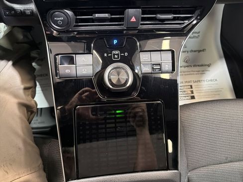 Used 2024 Toyota bZ4X XLE image 29