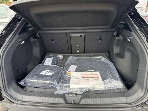 New 2025 Volkswagen ID.4 Pro S image 6