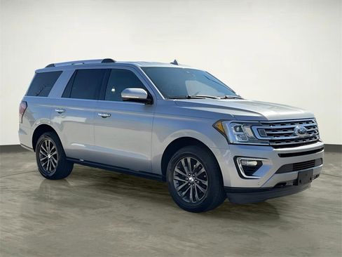 Used 2020 Ford Expedition Limited image 11