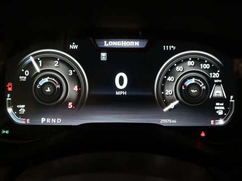 Used 2025 RAM 2500 Limited AWD/4WD image 18