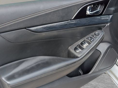 Used 2019 Nissan Maxima Platinum FWD image 15