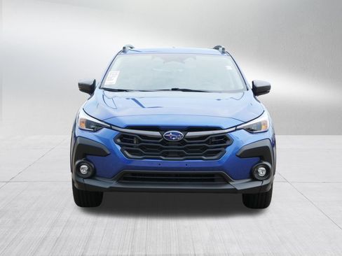 Used 2025 Subaru Crosstrek 2.5i Premium AWD/4WD image 2