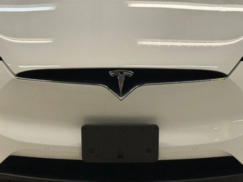 Used 2016 Tesla Model X 75D AWD/4WD image 5