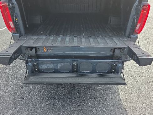 Used 2021 GMC Sierra 1500 Denali w/ Technology Package AWD/4WD image 30