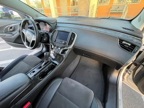 Used 2014 Buick LaCrosse image 20