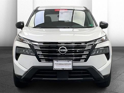 Certified 2025 Nissan Rogue S image 2