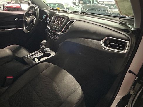 Used 2022 Chevrolet Equinox LT FWD image 39