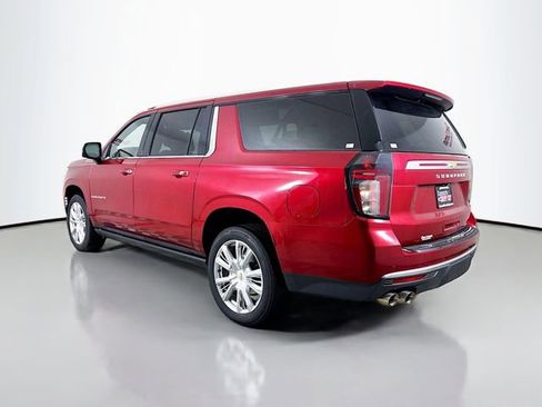 Used 2024 Chevrolet Suburban High Country w/ Advanced Technology Package image 7