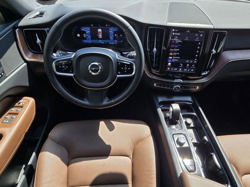 Certified 2024 Volvo XC60 B5 Plus AWD/4WD image 16