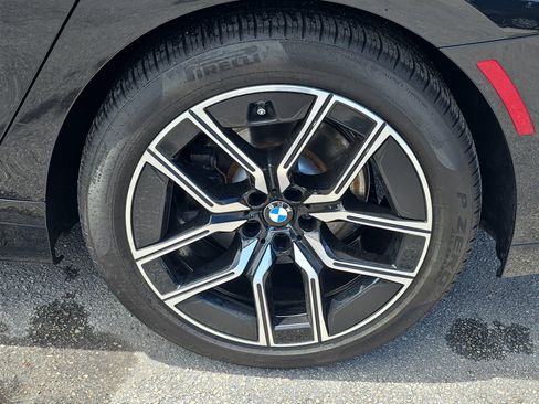 Used 2023 BMW 740i RWD image 12