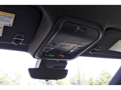 Used 2021 Cadillac XT4 Sport w/ Enhanced Visibility Package FWD image 20