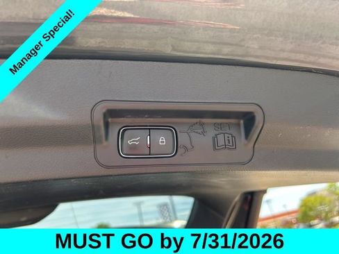 Used 2023 Ford Explorer Platinum w/ Technology Package AWD/4WD image 33