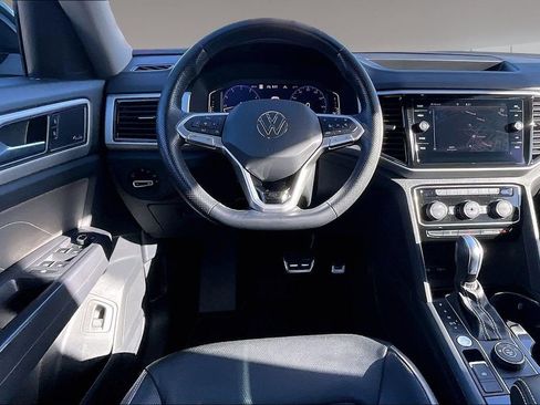 Used 2021 Volkswagen Atlas SEL Premium image 5