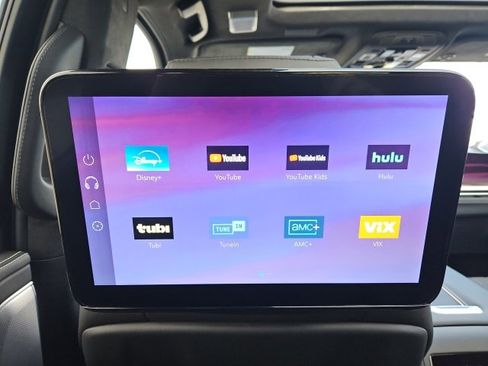 Used 2025 Cadillac Escalade Sport Platinum w/ LPO, ONYX Package image 14