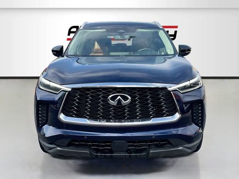 Used 2023 INFINITI QX60 Sensory w/ Vision Package AWD/4WD image 2
