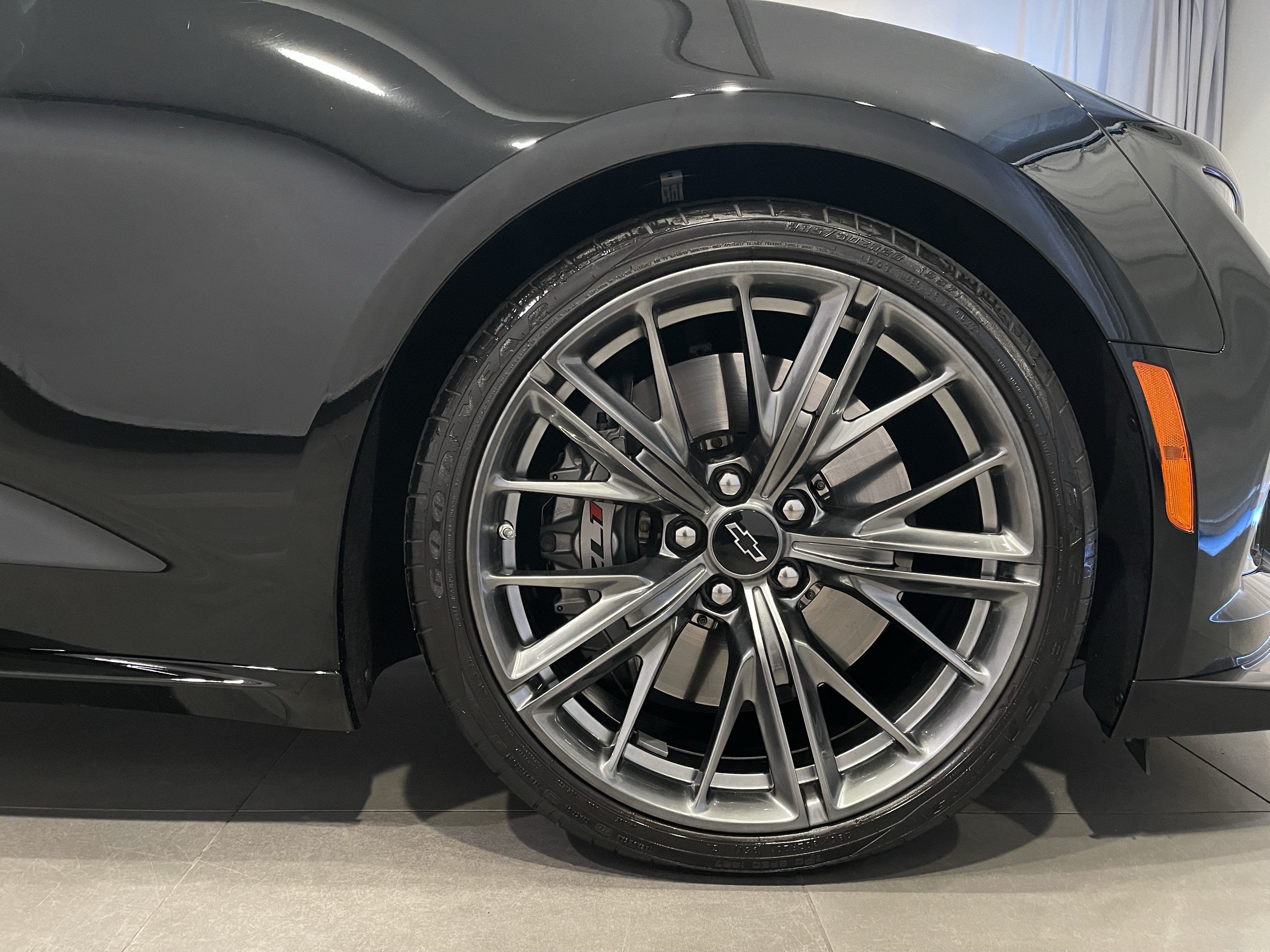 Used 2023 Chevrolet Camaro ZL1 RWD image 10