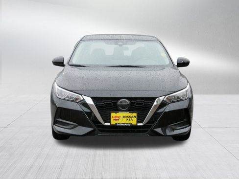 Certified 2022 Nissan Sentra SV w/ Trunk Package image 2