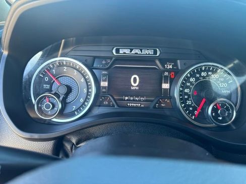 Used 2021 RAM 1500 Big Horn AWD/4WD image 4