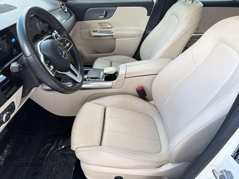 Used 2021 Mercedes-Benz GLA 250 image 5