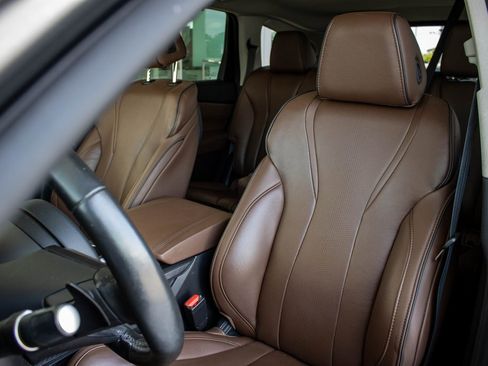 Used 2024 Acura MDX SH-AWD w/ Advance Package image 25