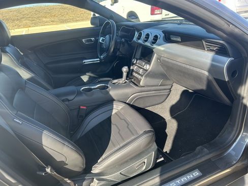 Used 2022 Ford Mustang GT Premium w/ Equipment Group 401A image 3