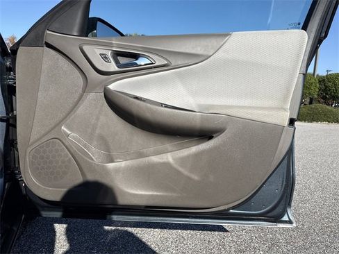 Used 2020 Chevrolet Malibu LS image 23