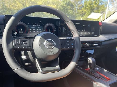 Certified 2026 Nissan Kicks SR w/ SR Premium Package AWD/4WD image 18