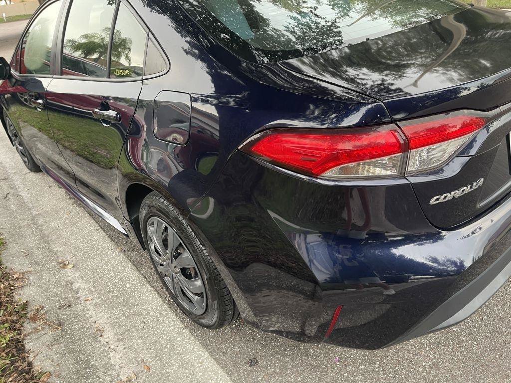 Used 2021 Toyota Corolla LE FWD image 17