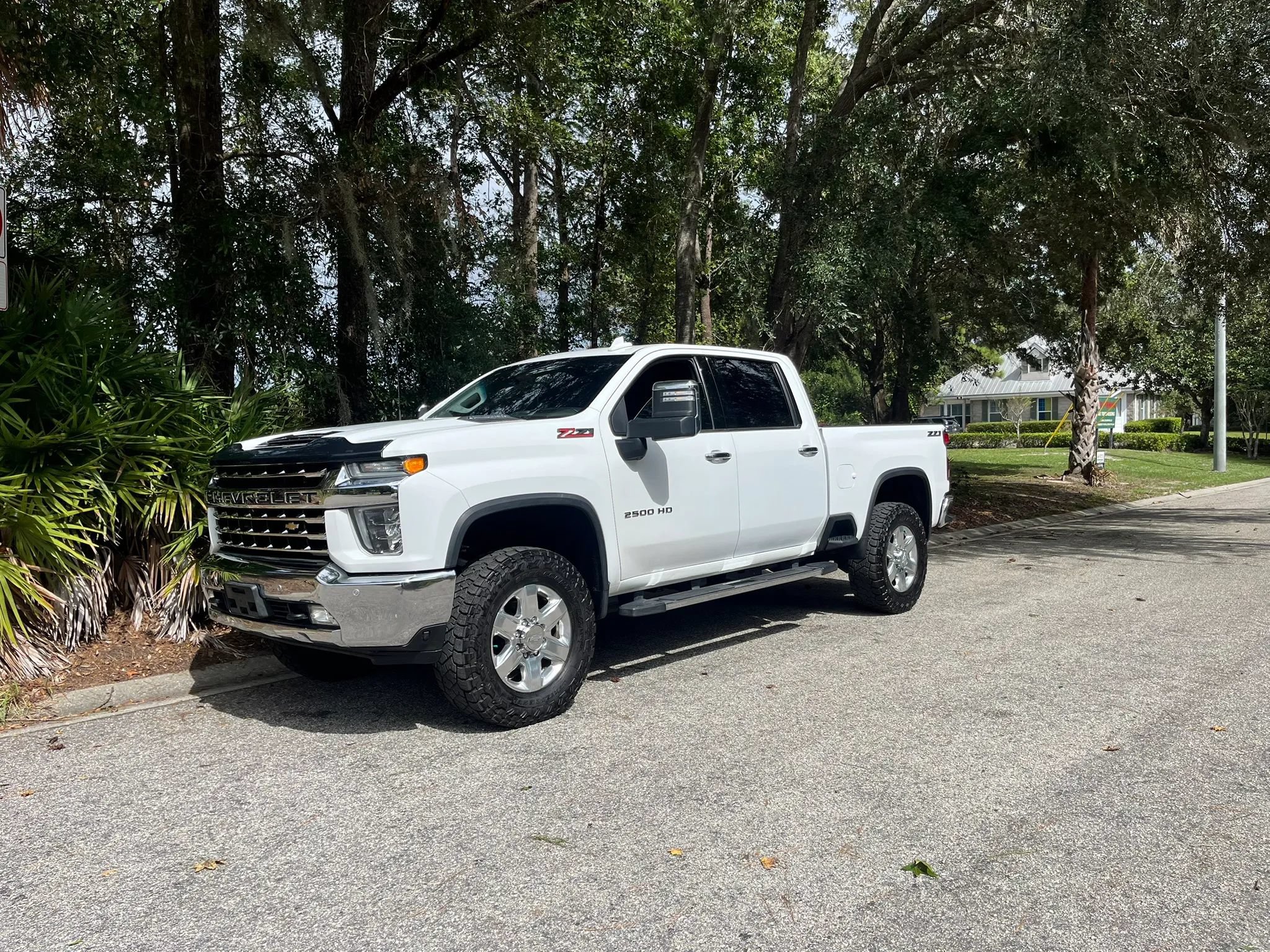 Used 2020 Chevrolet Silverado 2500 LTZ w/ LTZ Premium Package AWD/4WD image 7