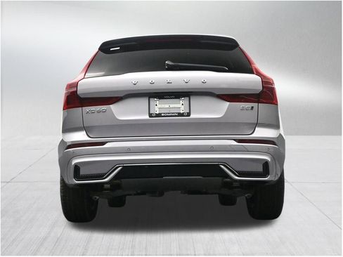 New 2026 Volvo XC60 B5 Core AWD/4WD image 24