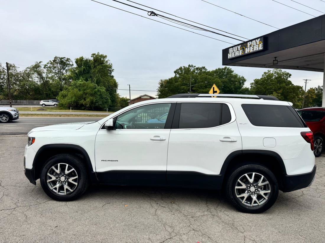 Used 2023 GMC Acadia SLT FWD image 4