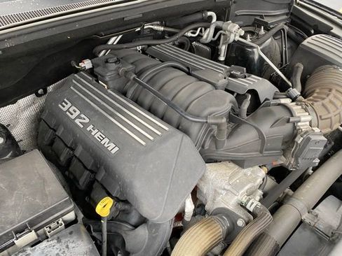 Used 2018 Dodge Durango SRT w/ SRT Interior Appearance Group image 13