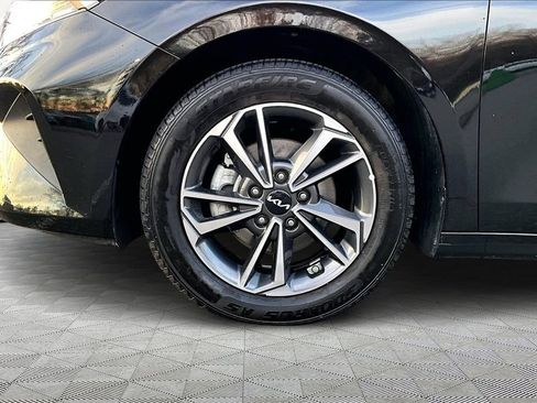 Used 2023 Kia Forte LXS image 22