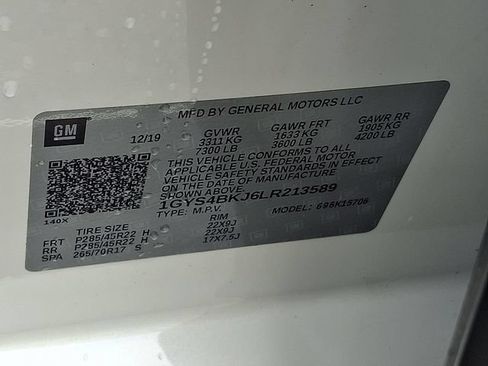 Used 2020 Cadillac Escalade Luxury AWD/4WD image 29