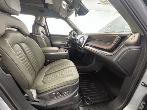 Used 2023 Rivian R1S Adventure image 43