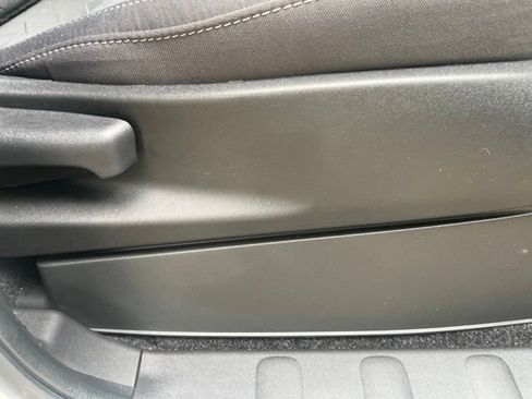 Certified 2025 Nissan Frontier SV w/ SV Convenience Package RWD image 21