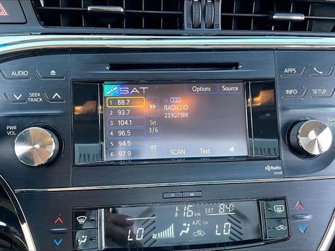 Used 2014 Toyota Avalon XLE Premium image 31