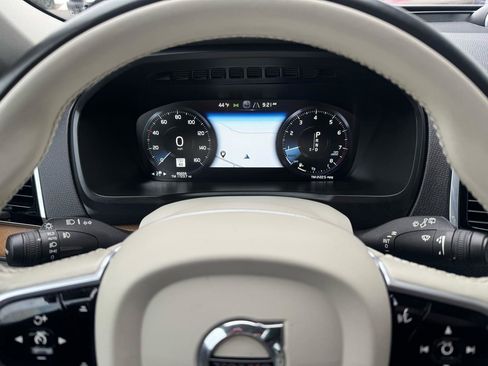 Used 2017 Volvo XC90 T6 Inscription w/ Vision Package image 29