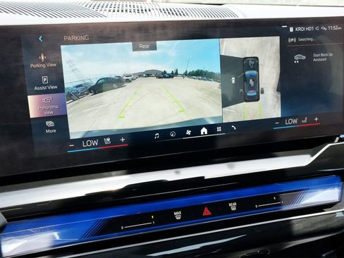 Used 2024 BMW i5 eDrive40i image 14