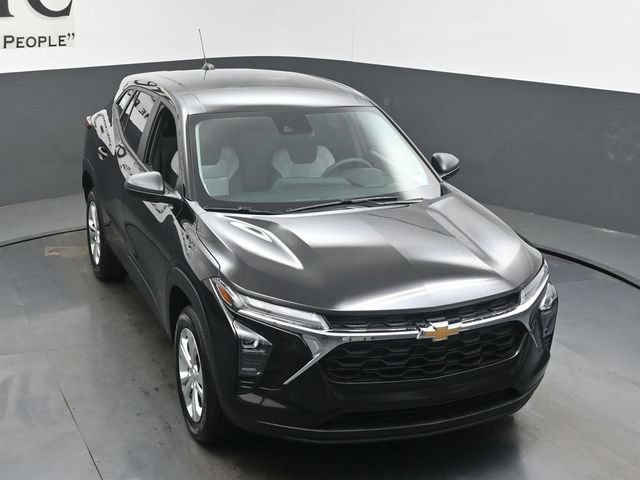 New 2026 Chevrolet Trax LS FWD image 25