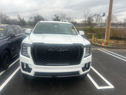 Used 2023 GMC Yukon SLT