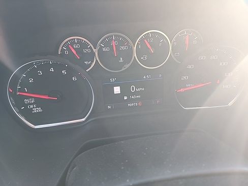 Used 2021 Chevrolet Suburban LT w/ Rear Media and Nav Package image 7