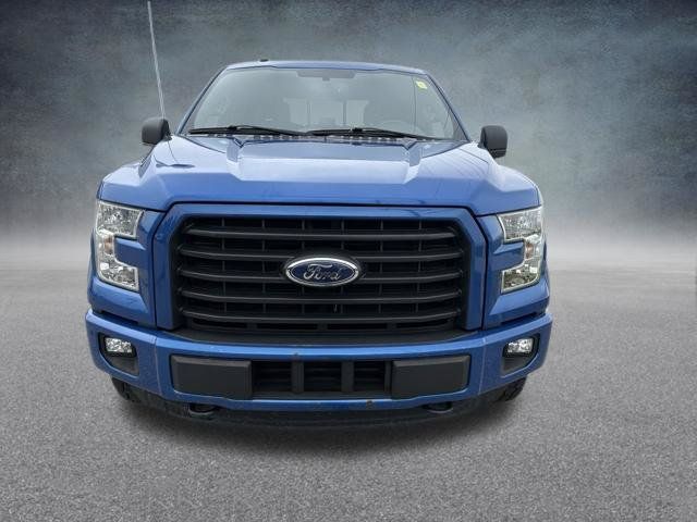 Used 2016 Ford F150 XLT w/ Equipment Group 302A Luxury AWD/4WD image 3