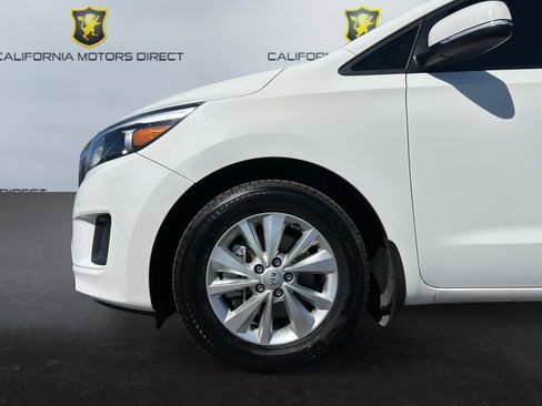 Used 2017 Kia Sedona L FWD image 14