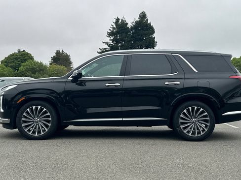 Used 2024 Hyundai Palisade Calligraphy AWD/4WD image 7