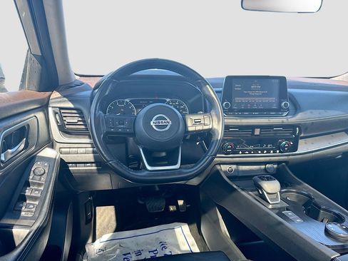 Used 2021 Nissan Rogue SV w/ Premium Package AWD/4WD image 21