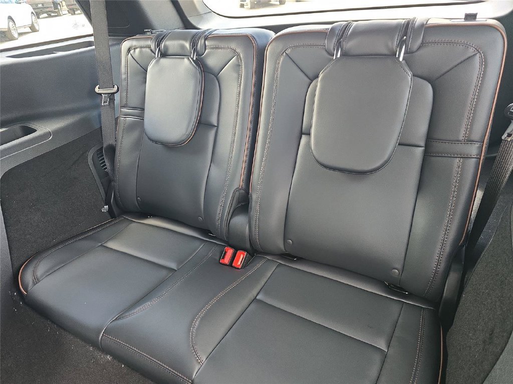 New 2026 Lincoln Aviator Black Label w/ Black Label Special Edition AWD/4WD image 9