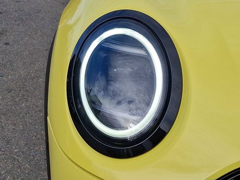 Used 2025 MINI Cooper S image 9